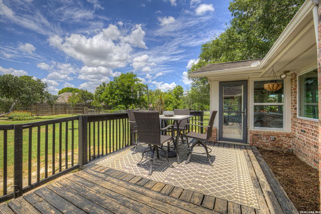 1001 FAWN DR, Schertz, TX 78154