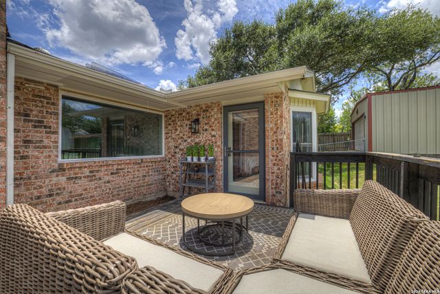 1001 FAWN DR, Schertz, TX 78154