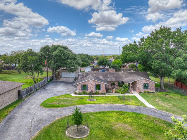 1001 FAWN DR, Schertz, TX 78154