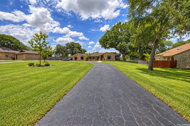 1001 FAWN DR, Schertz, TX 78154