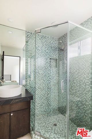 5636 Tuxedo Terrace, Los Angeles, CA 90068