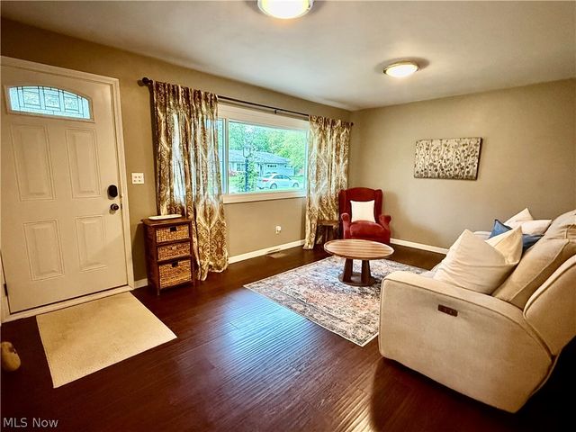 233 Baldwin Drive, Berea, OH 44017