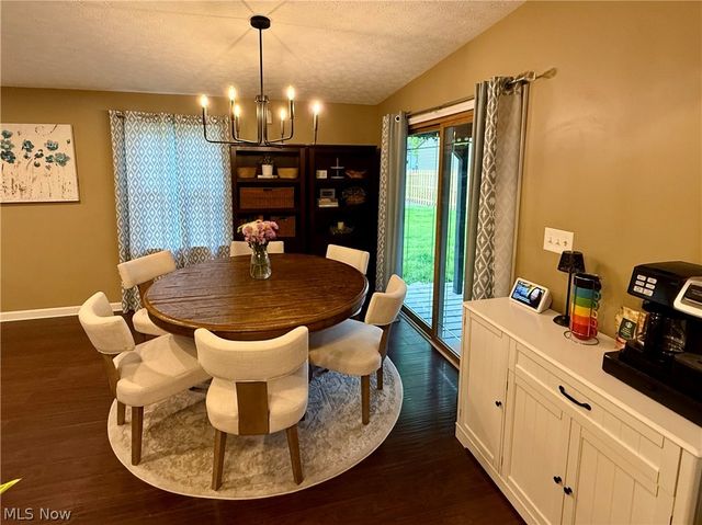 233 Baldwin Drive, Berea, OH 44017