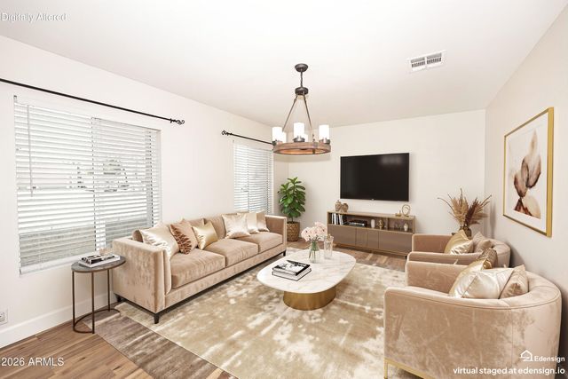 2802 E HILLERY Drive, Phoenix, AZ 85032