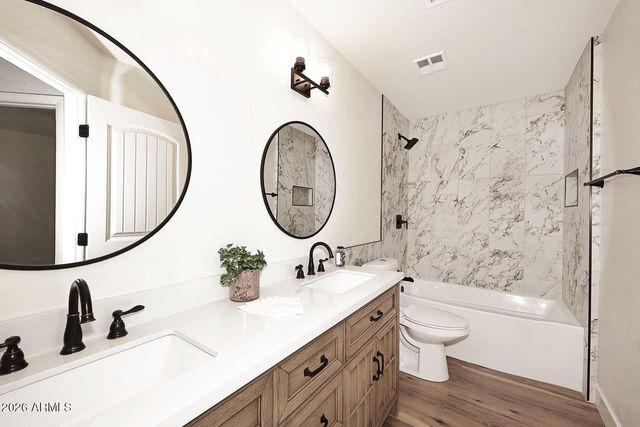 2802 E HILLERY Drive, Phoenix, AZ 85032