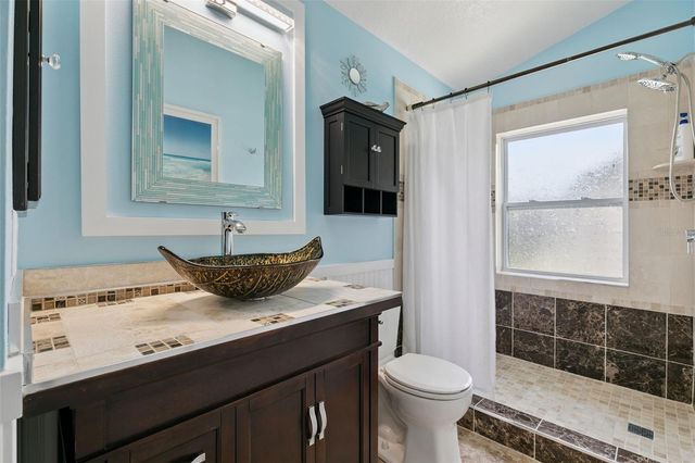 11830 SINDLESHAM COURT, Orlando, FL 32837