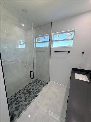 1111 GUNBY AVE S, Lehigh Acres, FL 33974