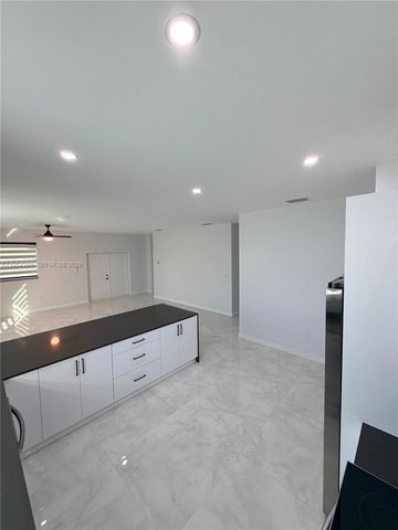 1111 GUNBY AVE S, Lehigh Acres, FL 33974