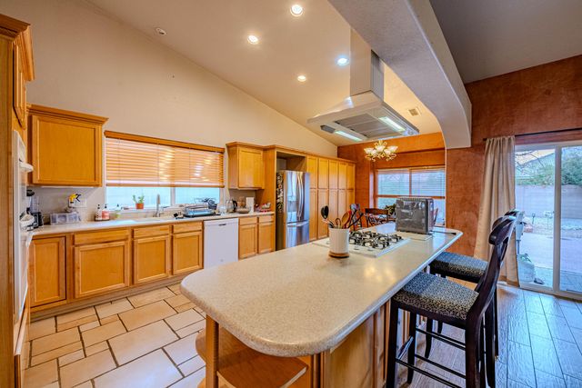 7009 Santa Marisa Street NE, Albuquerque, NM 87113