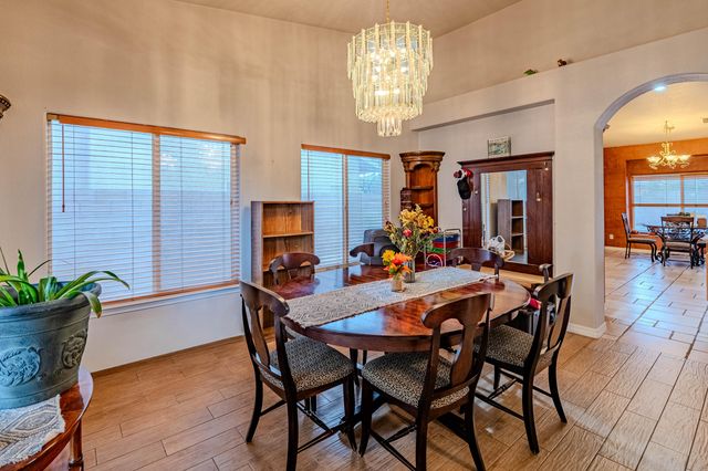 7009 Santa Marisa Street NE, Albuquerque, NM 87113