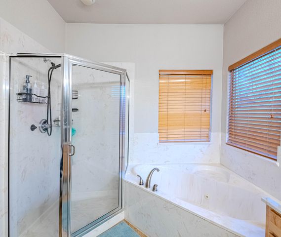 7009 Santa Marisa Street NE, Albuquerque, NM 87113