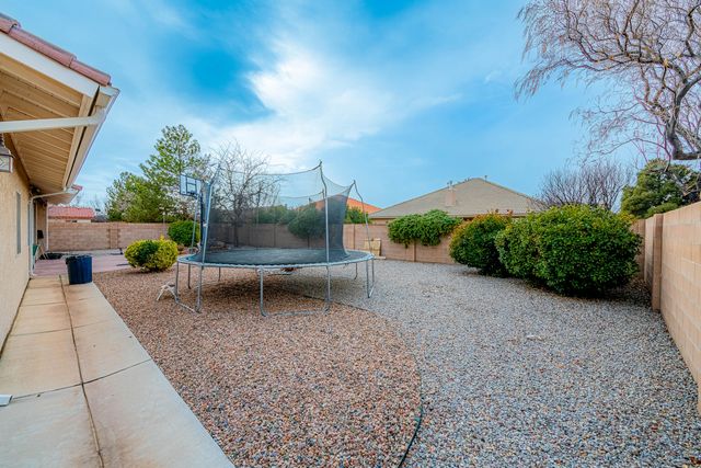 7009 Santa Marisa Street NE, Albuquerque, NM 87113