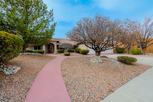 7009 Santa Marisa Street NE, Albuquerque, NM 87113