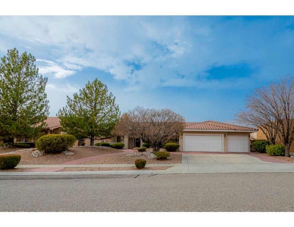 7009 Santa Marisa Street NE, Albuquerque, NM 87113
