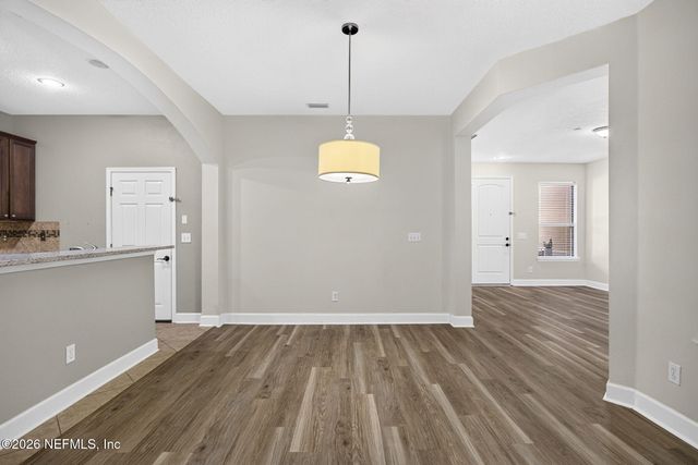 6163 CLEARSKY Drive, Jacksonville, FL 32258