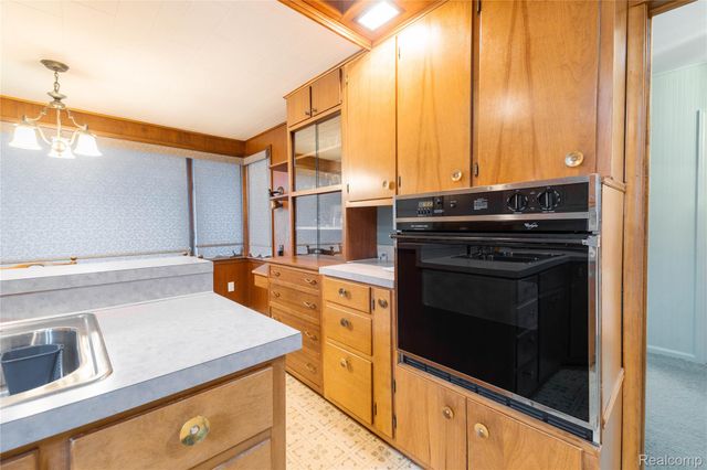 29863 East River Road, Grosse Ile Township, MI 48138