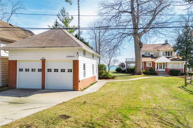 29863 East River Road, Grosse Ile Township, MI 48138