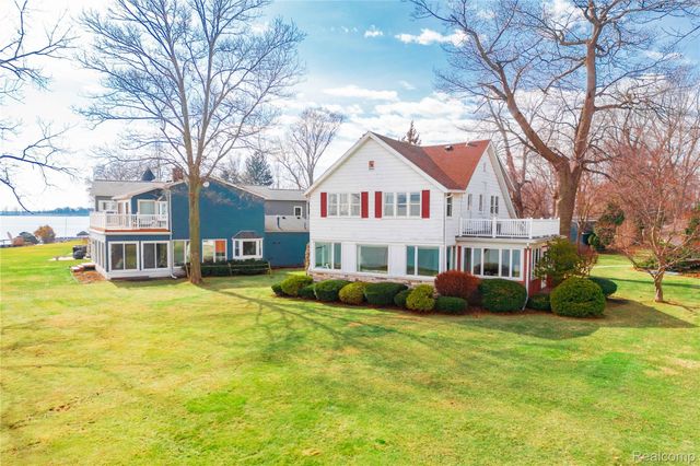 29863 East River Road, Grosse Ile Township, MI 48138