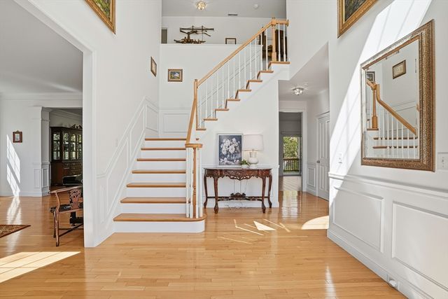 20 Washington Lane, Hopkinton, MA 01748
