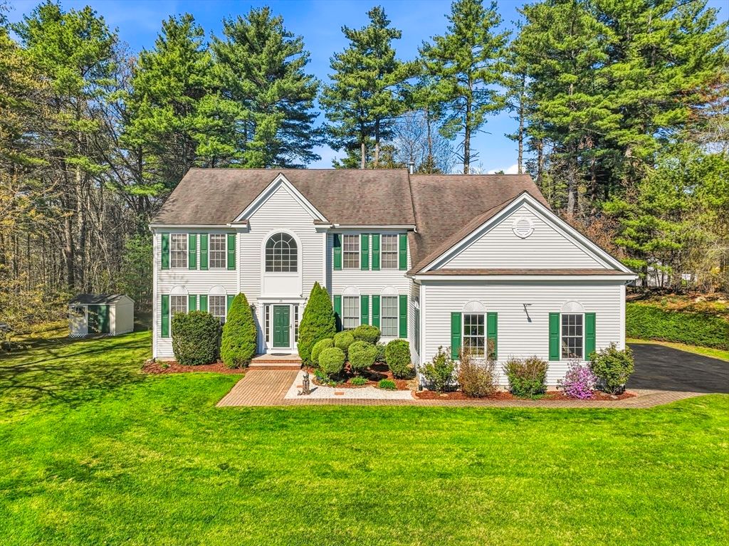 20 Washington Lane, Hopkinton, MA 01748