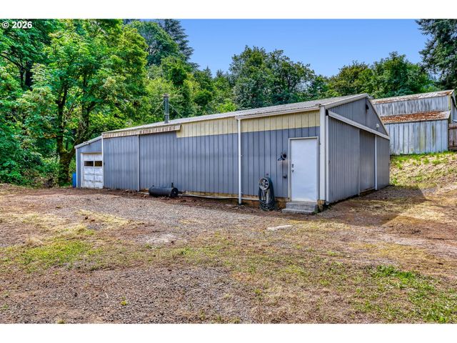 15148 S BURKSTROM Rd, Oregon City, OR 97045