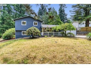 15148 S BURKSTROM Rd, Oregon City, OR 97045