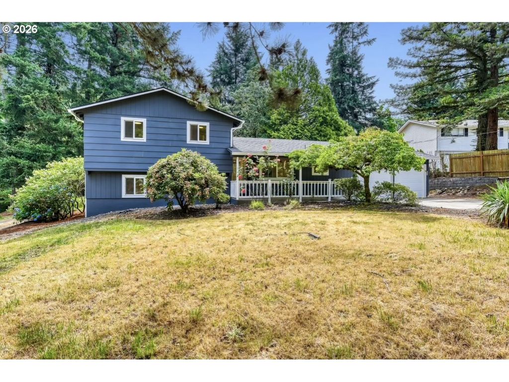15148 S BURKSTROM Rd, Oregon City, OR 97045