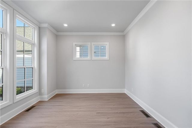 5561 Broad River View, Peachtree Corners, GA 30092
