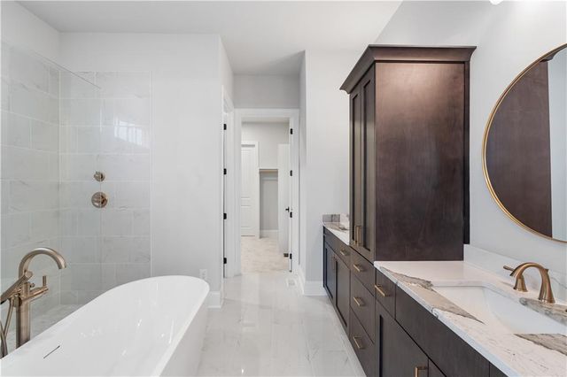 5561 Broad River View, Peachtree Corners, GA 30092