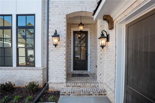 5561 Broad River View, Peachtree Corners, GA 30092