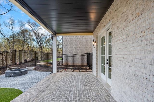 5561 Broad River View, Peachtree Corners, GA 30092