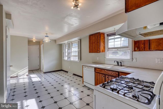 641 S 61ST ST, Harrisburg, PA 17111