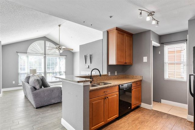 660 YOUNGSTOWN 282, Altamonte Springs, FL 32714