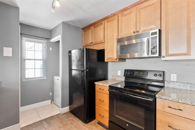 660 YOUNGSTOWN 282, Altamonte Springs, FL 32714