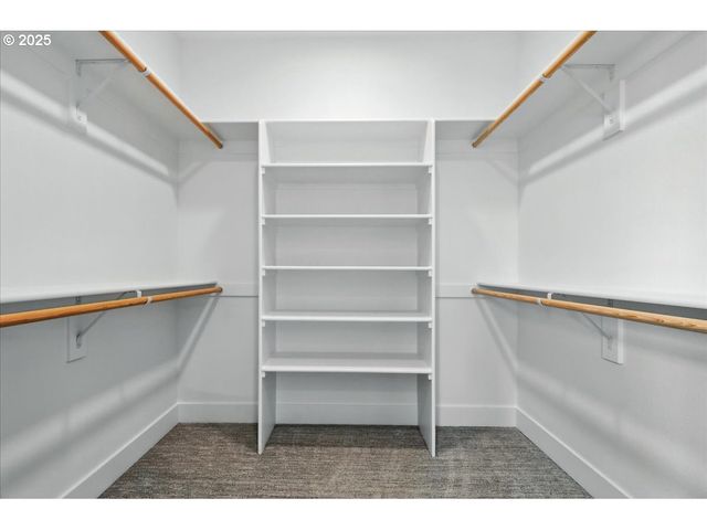 121 GASSMAN Rd, Castle Rock, WA 98611