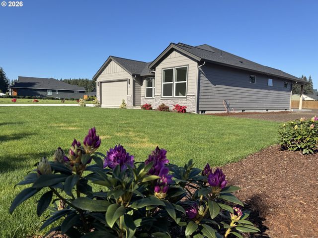 121 GASSMAN Rd, Castle Rock, WA 98611