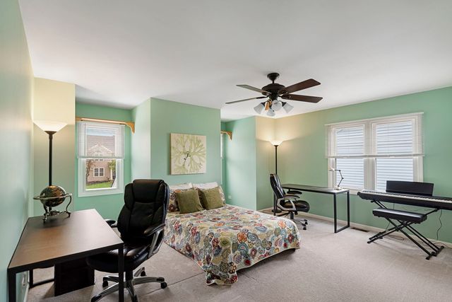 541 Salceda Lane, Mundelein, IL 60060