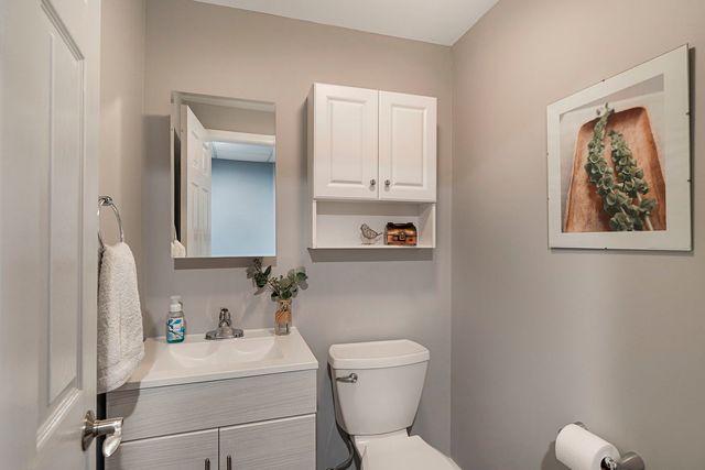 541 Salceda Lane, Mundelein, IL 60060