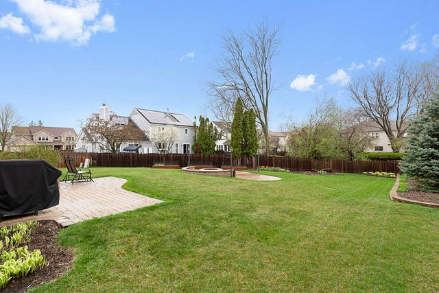 541 Salceda Lane, Mundelein, IL 60060