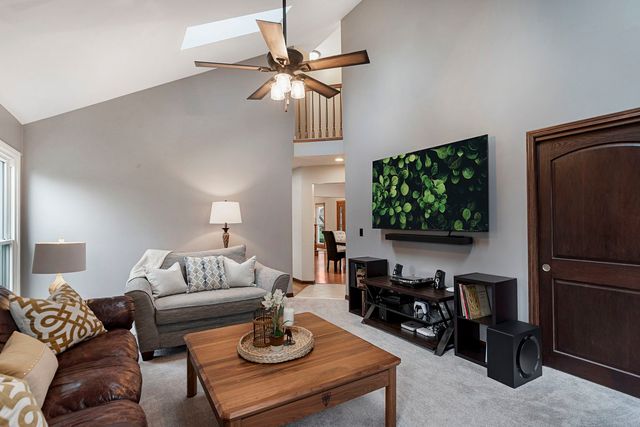 541 Salceda Lane, Mundelein, IL 60060