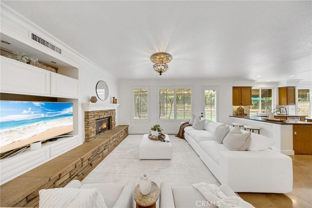 2938 Cardamon Lane, Fullerton, CA 92835