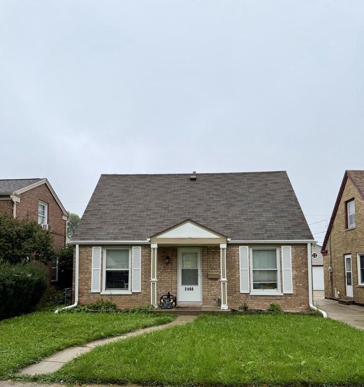 2400 Gillen STREET, Racine, WI 53403