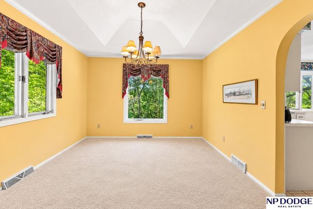 506 Dowding Court, Bellevue, NE 68005