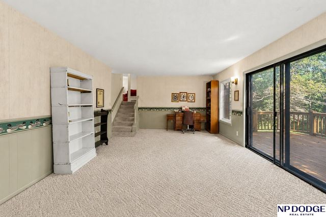 506 Dowding Court, Bellevue, NE 68005