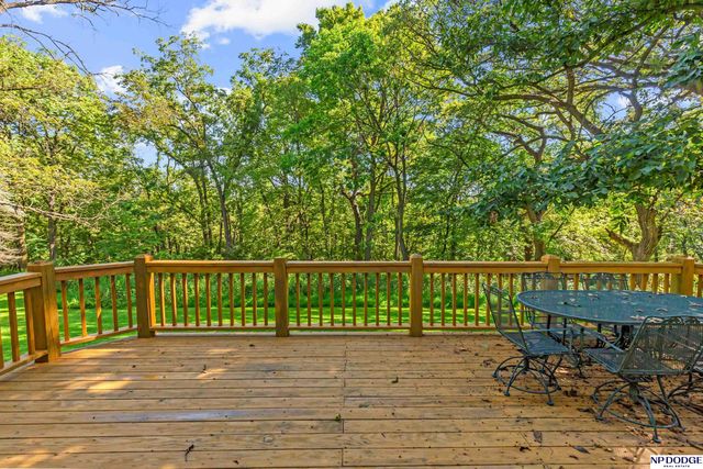 506 Dowding Court, Bellevue, NE 68005