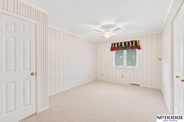 506 Dowding Court, Bellevue, NE 68005