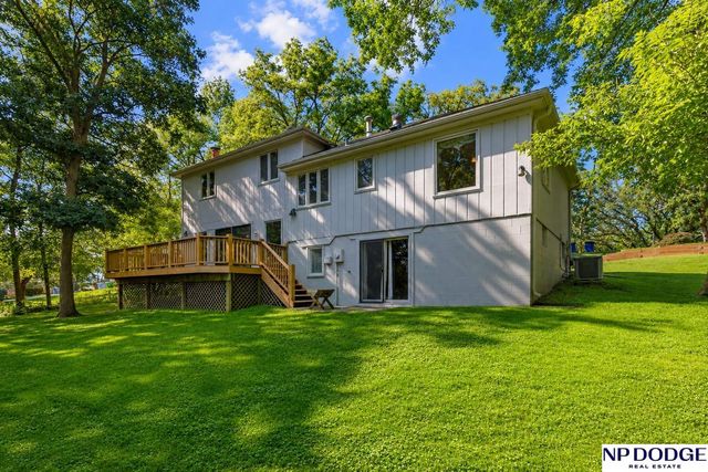 506 Dowding Court, Bellevue, NE 68005