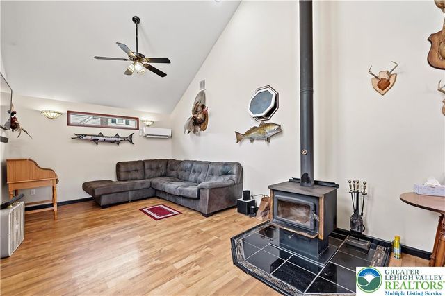 115 North Liberty Street, Nazareth Boro, PA 18064