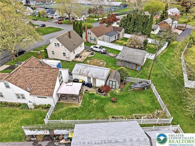 115 North Liberty Street, Nazareth Boro, PA 18064