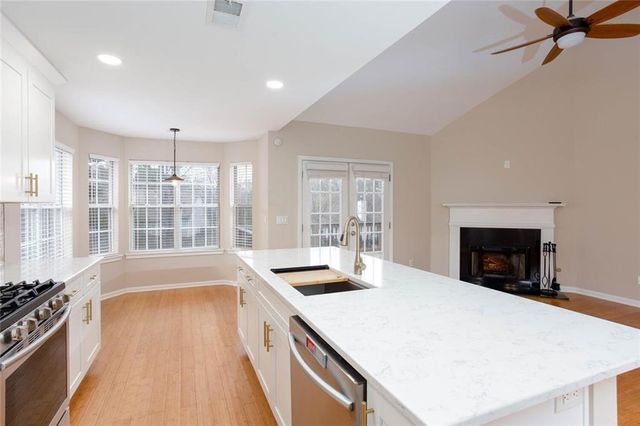 2636 English Oaks Lane NW, Kennesaw, GA 30144